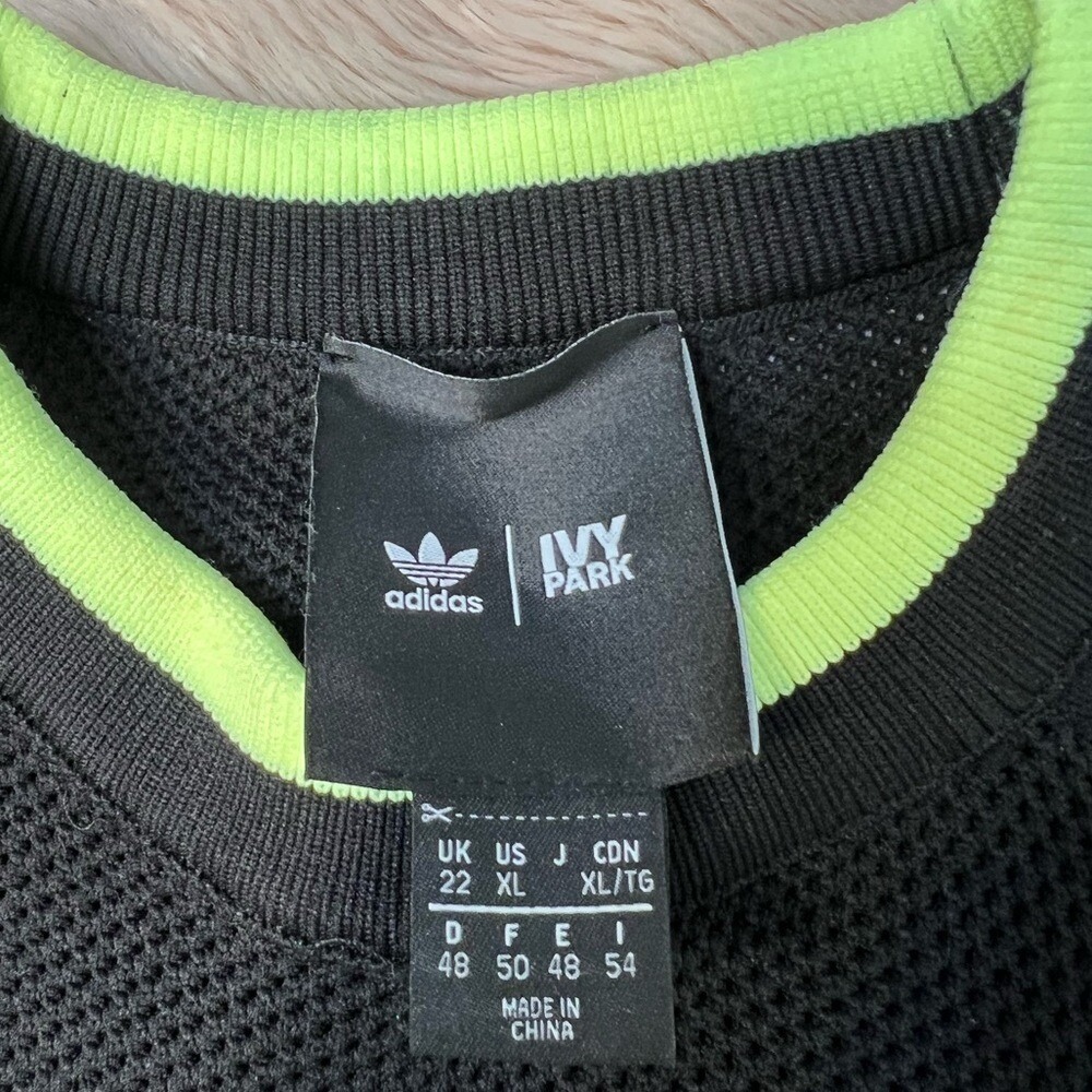 Adidas x Ivy Park Womens Black Knit Crop Top Neon Trim XL GV4832 Resort Vacation - Picture 6 of 8